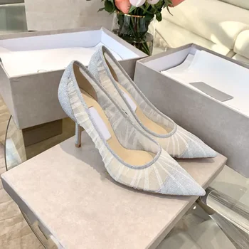 2023 Új tündércipő rakott hálós hegyes esküvői cipő Csipke koszorúslány sekély magas sarkú cipő