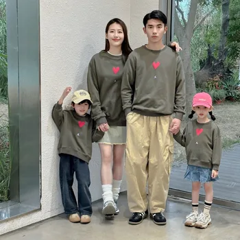 Családi ruhák Őszi apa Anya és gyermek pulóverek Koreai stílusú gyerek divatruházat Anya Apa Lánya Fia Ugyanaz a felsők