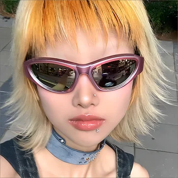 Cyberpunk Hip Hop Európai Amerikai Fűszeres lány Stílus Millennium Y2K napszemüveg Vintage Premium Feel Light Luxus fényvédő üveg
