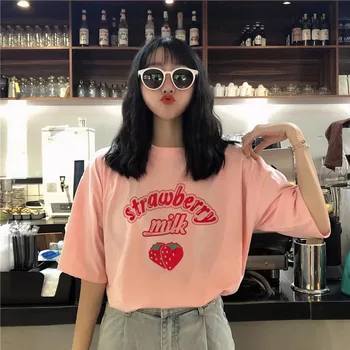 Eper nyomat Aranyos rózsaszín lány esztétikus grafikus póló Koreai stílusú pólók Harajuku nyári divat női póló Kawaii ruhák