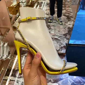 Gladiátor szandál - nők Summer Party Crystal magas sarkú cipő Femmes Szandál Luxus márka Vékony magas sarkú szandál Nő