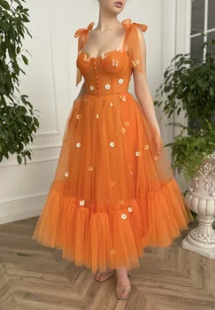 Kedvesem narancssárga tüll báli ruhák csokorcsolya pántok százszorszép virágok teahosszúságú estélyi ruhák A-vonalú midi esküvői parti ruhák