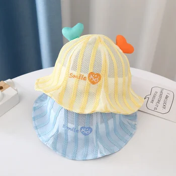 Kisgyerekek nyári kalapok Aranyos szív designVékony hálós napernyő fiú lány halász kalap alkalmi