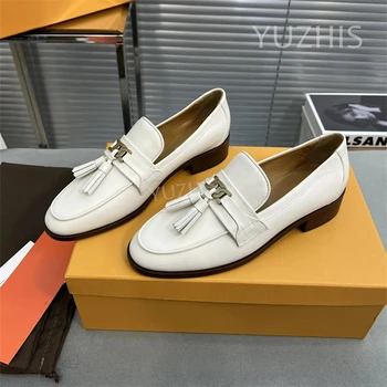 Klasszikus fekete fehér báránybőr női alkalmi cipők kerek orrú cipők cipók valódi bőr alap nők kényelmes sétacipő
