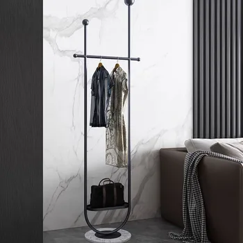 Minimalista polcok Ruhatartó hálószoba hely Megtakarítás fekete fém ruhatartók Hordozható fogasok Perchero bejárati bútorok