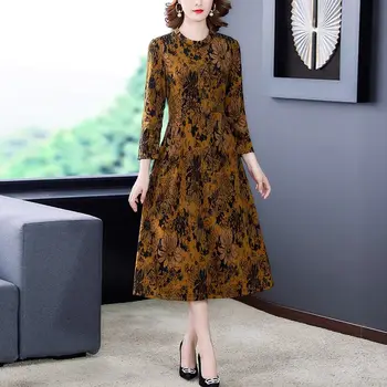 Oversized Golden Velvet Bottom Dress Fashion Mother's 2023 őszi tél továbbfejlesztett Qipao Slim Fit gyapjúruha nőknek Z2479