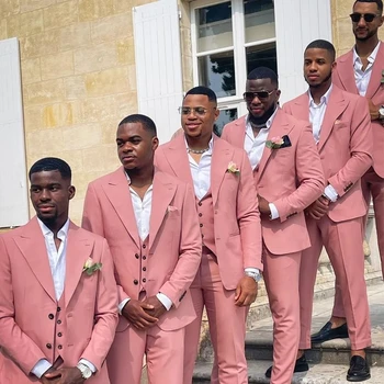 Testreszabott férfi öltönyök Rózsaszín vőlegény Tuxedo Peak hajtókás vőlegények 3 darab esküvőre Férfi szett (dzseki + nadrág + mellény) 2023